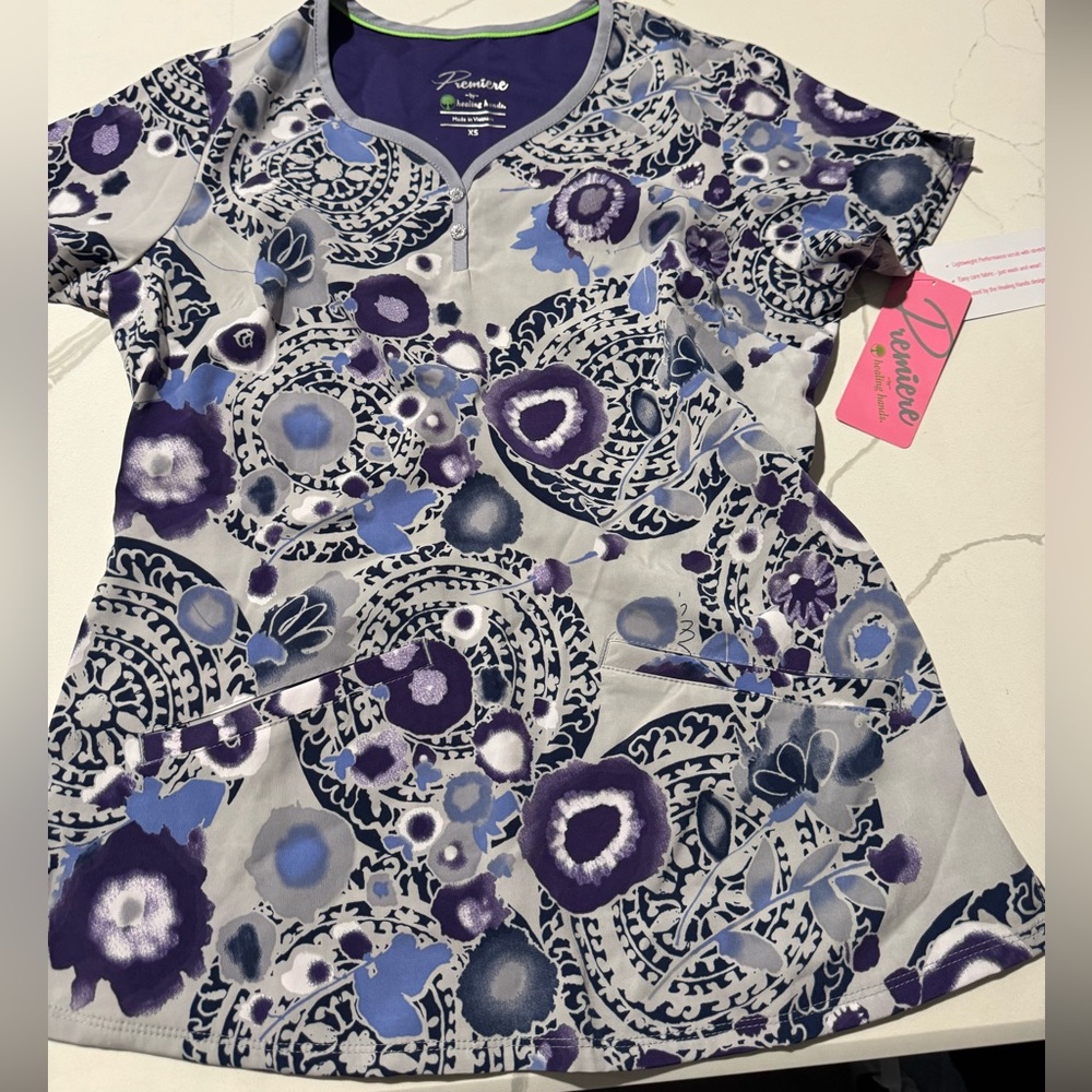 Women’s Healing Hands Premier XS Scrub Top Isabel Purple Grape NWT